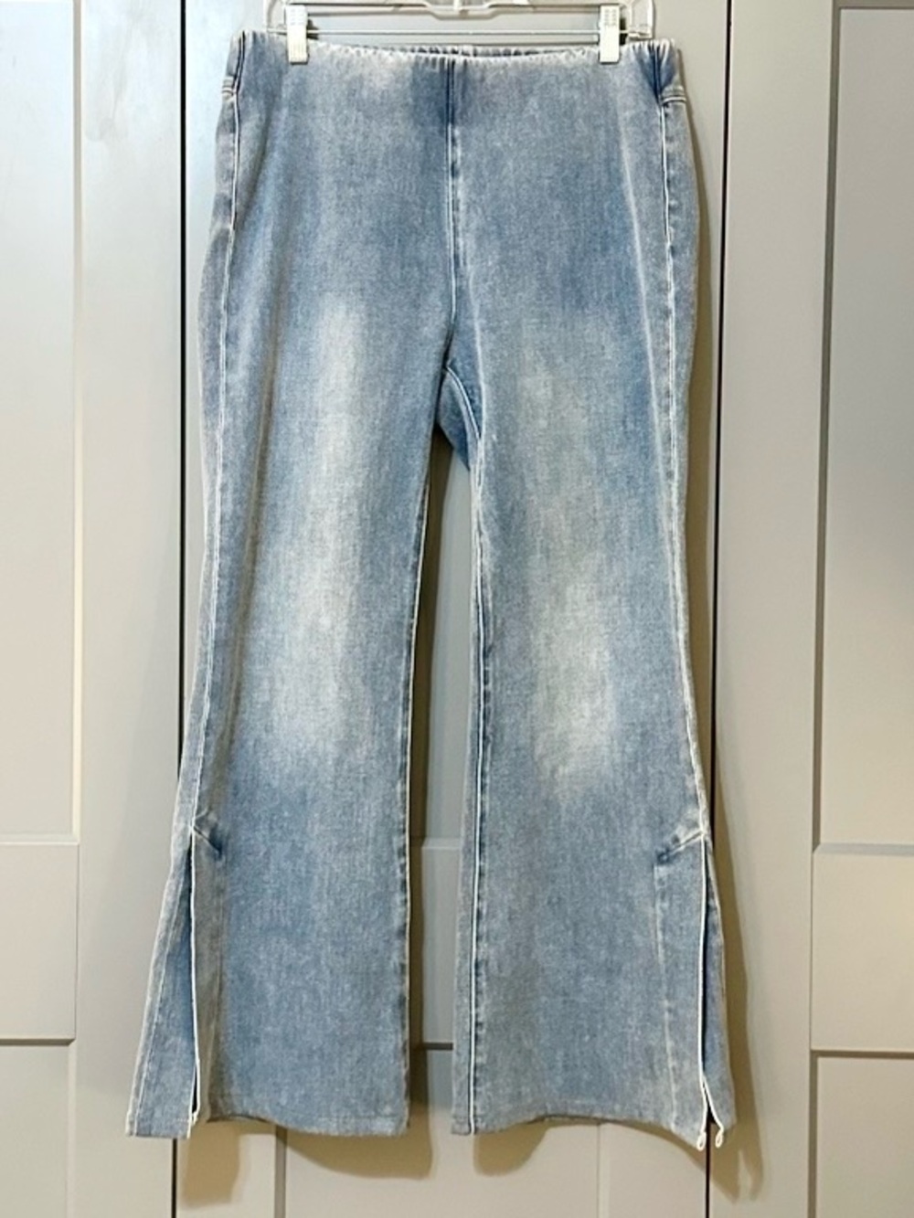 Soft Surroundings Womens Ultimate Flare Side Slit Pullon Jeans Women’s Sz Medium